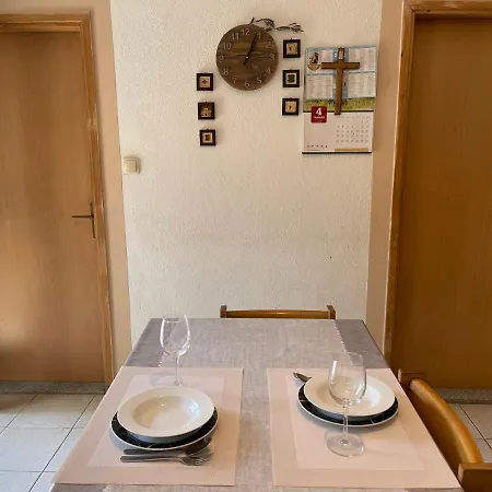Kuca Za Odmor Ivancica Hébergement de vacances Tisno